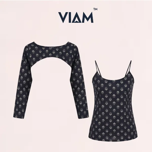 VIAM_Women_blackPrinted_Short_Kurti_with_Detachable_Shrug_Sleeves