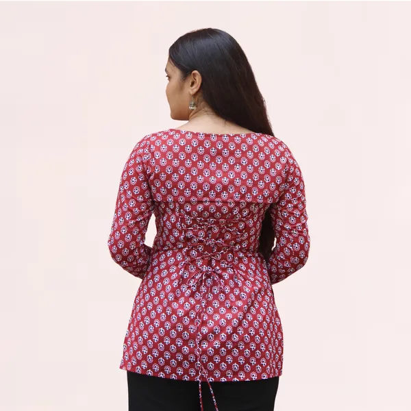VIAM_Women_Marron_Printed_Short_Kurti_with_Detachable_Shrug_Sleeves
