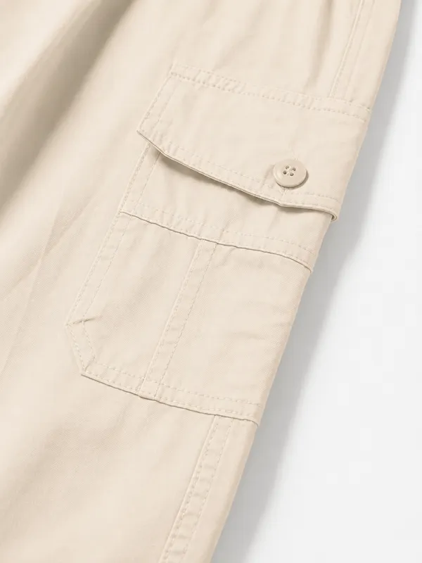 Beige_Premium_Cotton_Relaxed_Fit_Cargo_Pant_For_Men