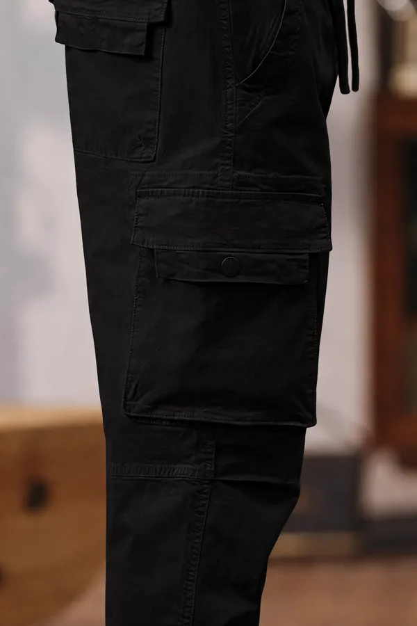 Black_Premium_Cotton_Relaxed_Fit_Cargo_Pant_For_Men