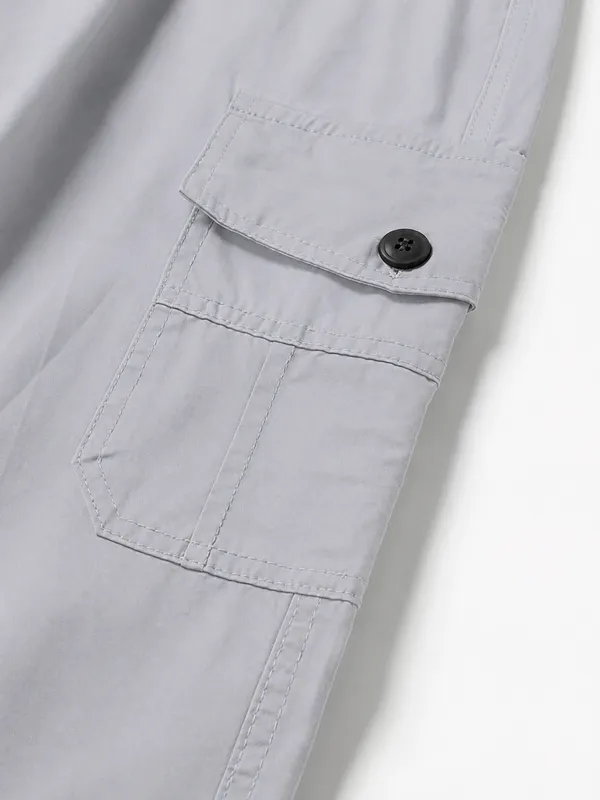 Grey_Premium_Cotton_Relaxed_Fit_Cargo_Pant_For_Men