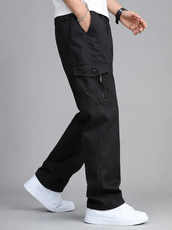 Black_Premium_Cotton_Relaxed_Fit_Cargo_Pant_For_Men