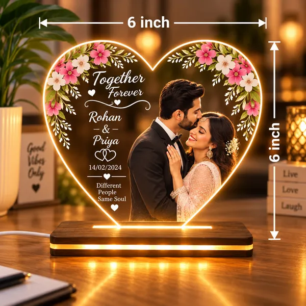 Pinewood_Acrylic_Romantic_Heart_Personalized_LED_Table_Lamp