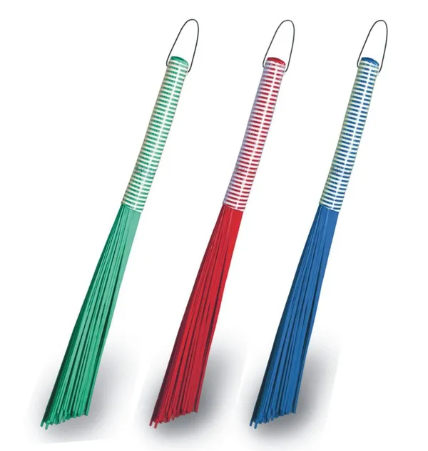 Plastic_Hard_Broom_With_Star_Shaped_Bristles