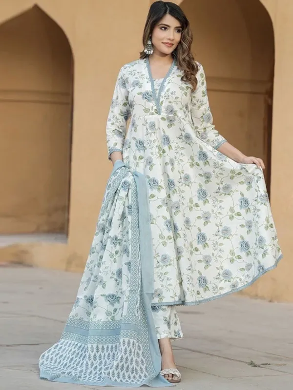 Blue_Floral_Printed_Kurta_Set_For_Women