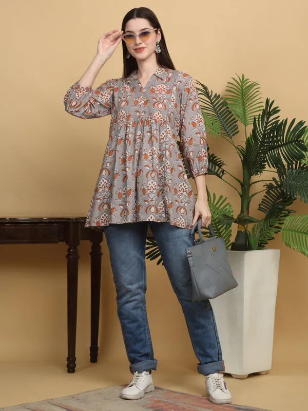 Jaiwasi_Heritage-Top-WOMEN