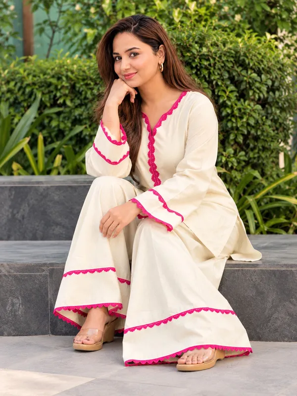 Cream_Ethnic_Kurta_Palazzo_Set_for_Women
