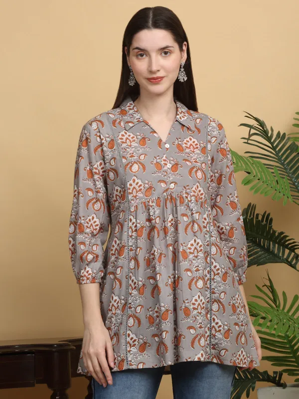 Jaiwasi_Heritage-Top-WOMEN