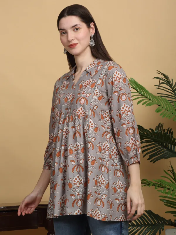 Jaiwasi_Heritage-Top-WOMEN