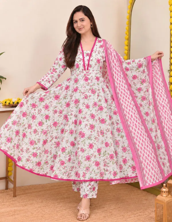 White_Pink_Floral_Anarkali_Kurta_Set_for_Women