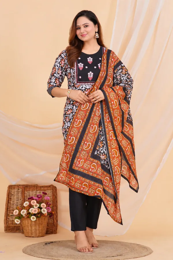 Black_Printed_Straight_Kurta_Set_For_Women