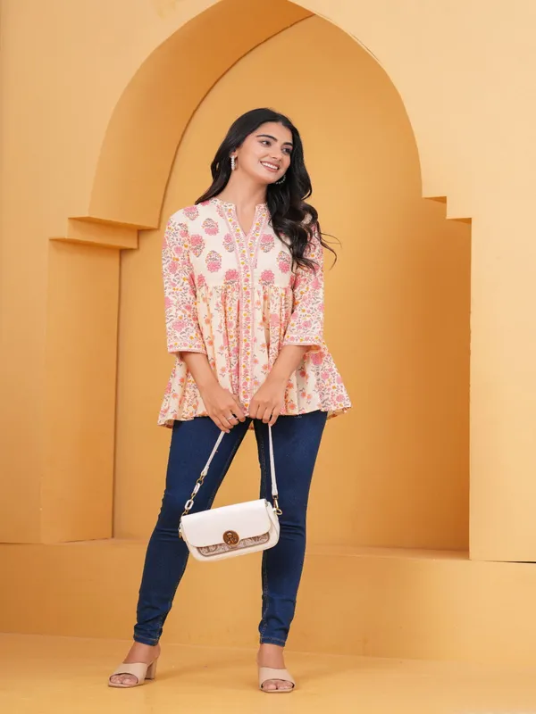 Jaiwasi_Heritage-Top-WOMEN