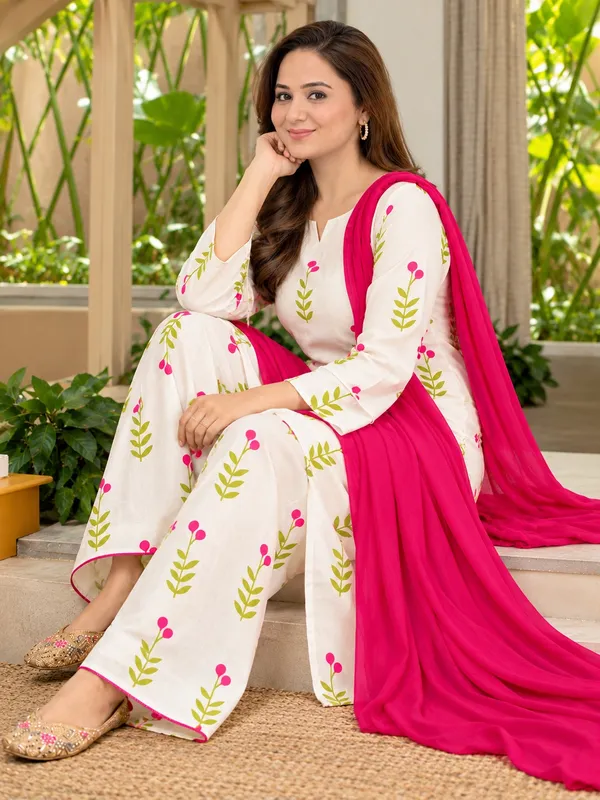 Cream_Printed_Kurta_Palazzo_Set_With_Dupatta_For_Women