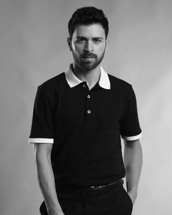 Contrast_Button_Performance_Polo_T_Shirt