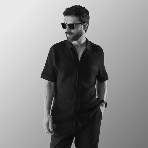 Black_Cotton_Textured_Flat_Knit_Half_Sleeve_T-Shirt_For_Men