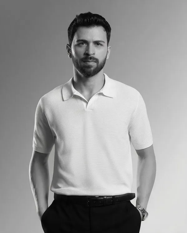 White_Cotton_Minimalist_Textured_Flat_Knit_Polo_T-Shirt_For_Men