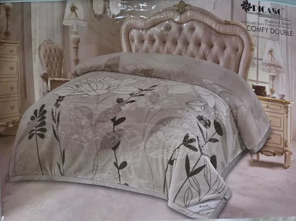 Grey_Cotton_Double_Bedsheet_For_Bedroom