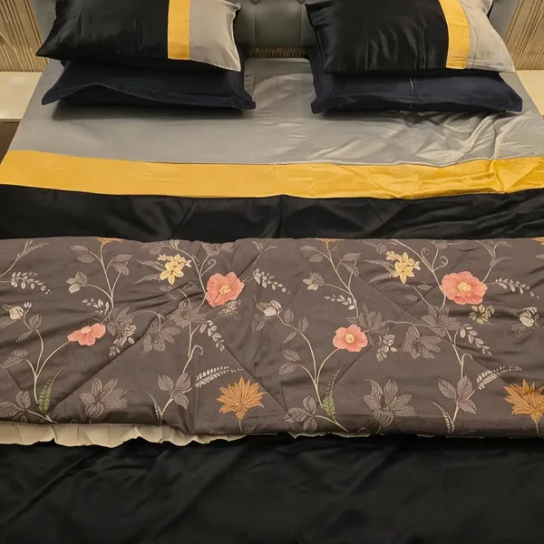 Multicolor_Cotton_Double_Bedsheet_For_Bedroom