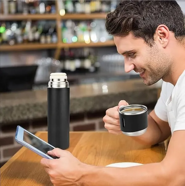Stainless_Steel_Black_Vacuum_Flask_Set_With_2_Cups