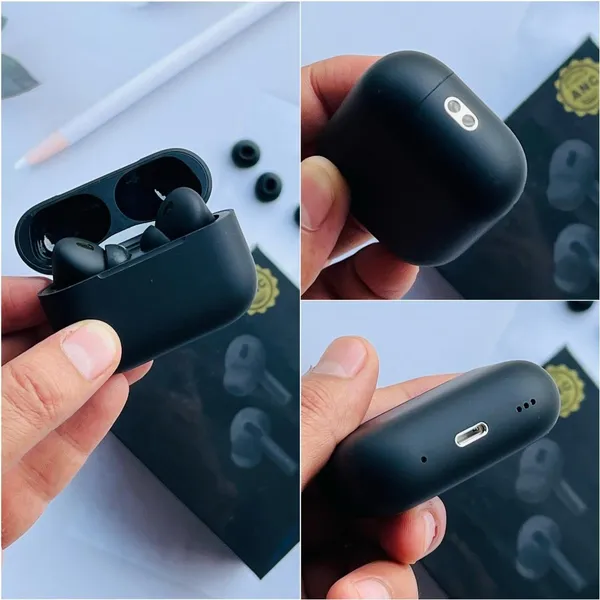 White_Wireless_Earbuds_With_Charging_Case