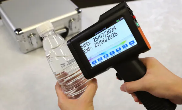Handheld_Touchscreen_Coding_Printer