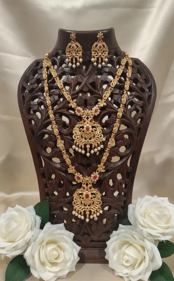 Temple_Necklace_Set_With_Earrings