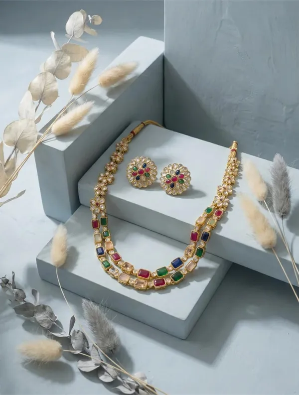Gold_Plated_Kundan_Stone_Necklace_Set_With_Earrings