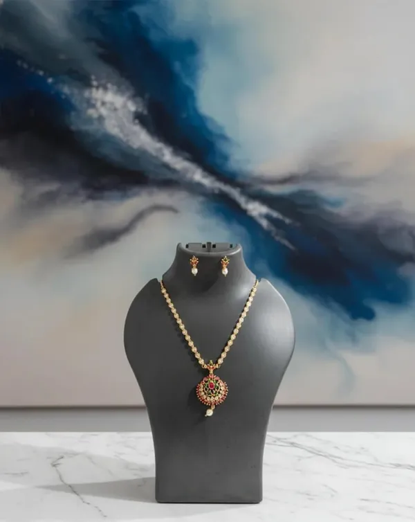 Pearl_Chain_Necklace_Set_With_Pendant_And_Earrings