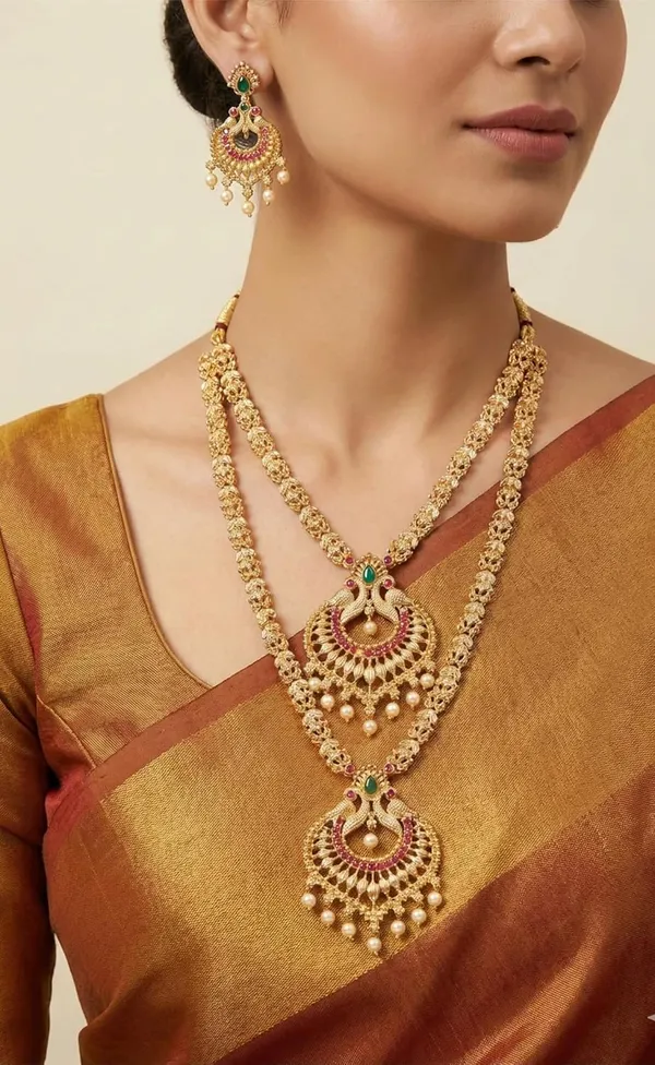Semi_Bridal_Jewellery_Set_With_Necklace_And_Earrings