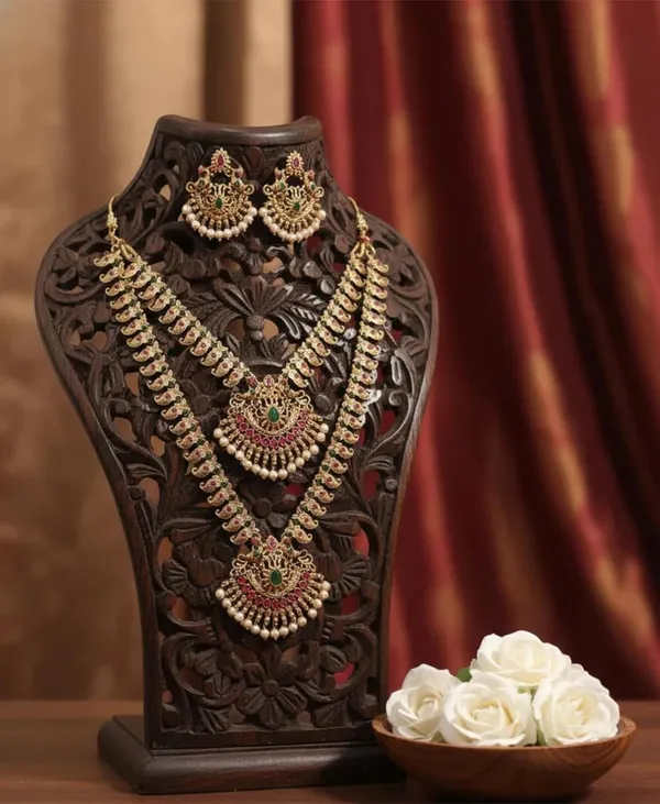 Temple_Jewellery_Necklace_Set_With_Jhumka_Earrings