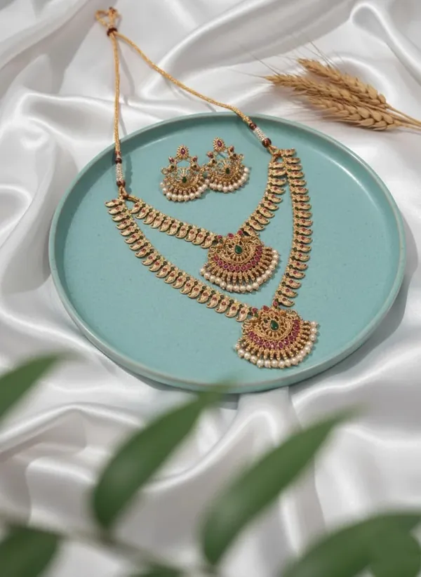 Temple_Jewellery_Necklace_Set_With_Jhumka_Earrings