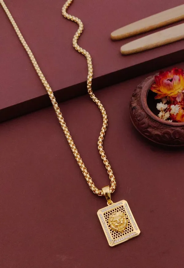 Lion_Design_Locket_Pendant_With_Chain