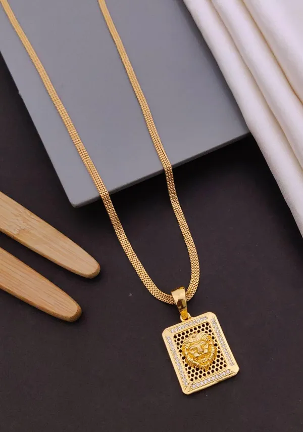 Lion_Design_Locket_Pendant_With_Chain