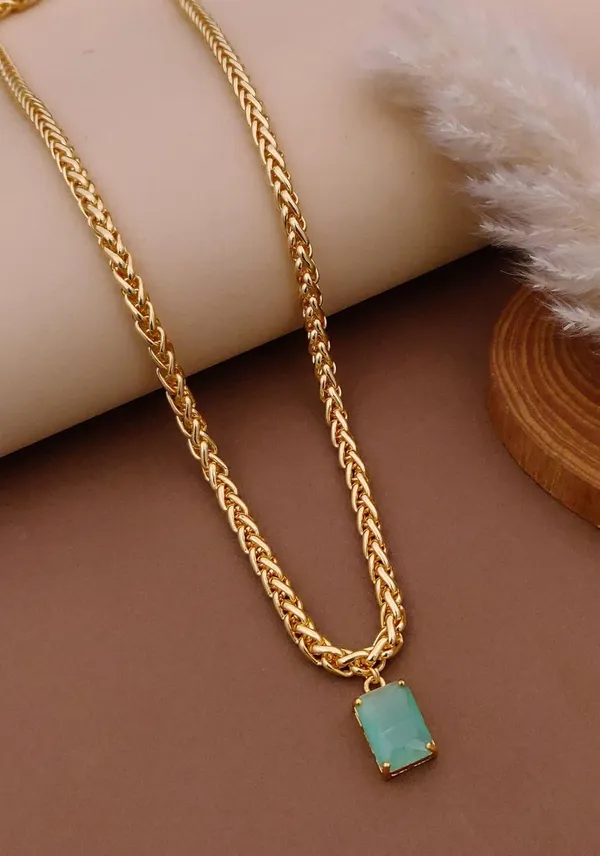Crystal_Chain_Pendant_Necklace