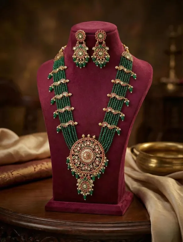 Kundan_Beads_Necklace_And_Earrings_Set