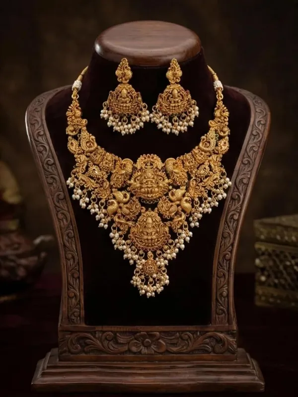 Goddess_Lakshmi_Temple_Jewelry_Set_For_Women