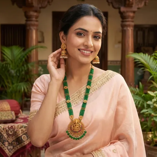 Temple_Jewellery_Set_With_Pendant_And_Jhumka_Earrings