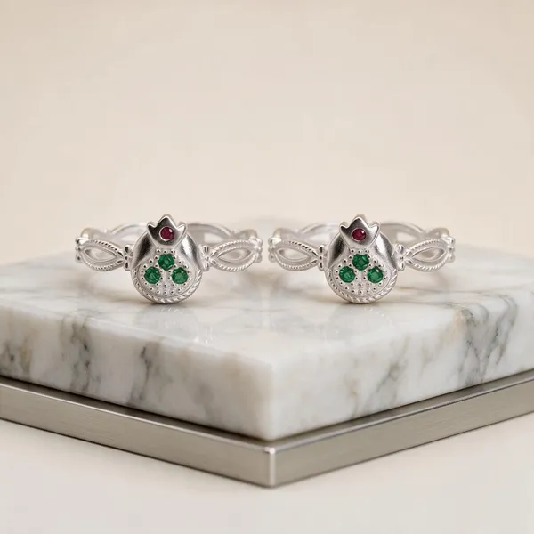 Fancy_Vedani_Women_Toe_Ring