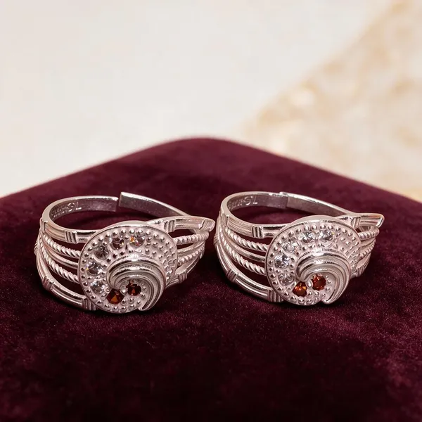Fancy_Vedani_Women_Toe_Ring