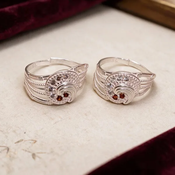 Fancy_Vedani_Women_Toe_Ring