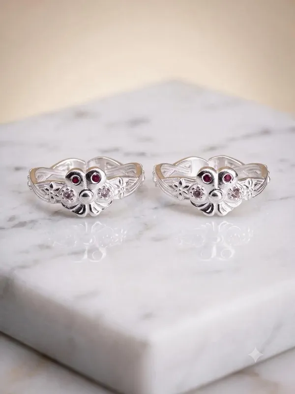 Fancy_Vedani_Women_Toe_Ring