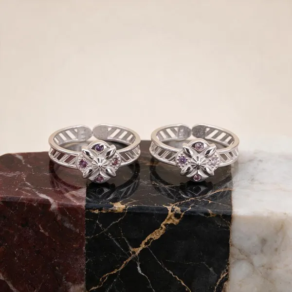Fancy_Vedani_Women_Toe_Ring