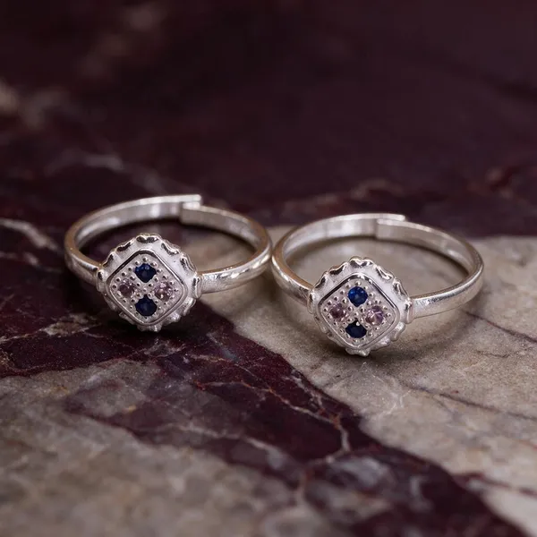 Fancy_Vedani_Women_Toe_Ring
