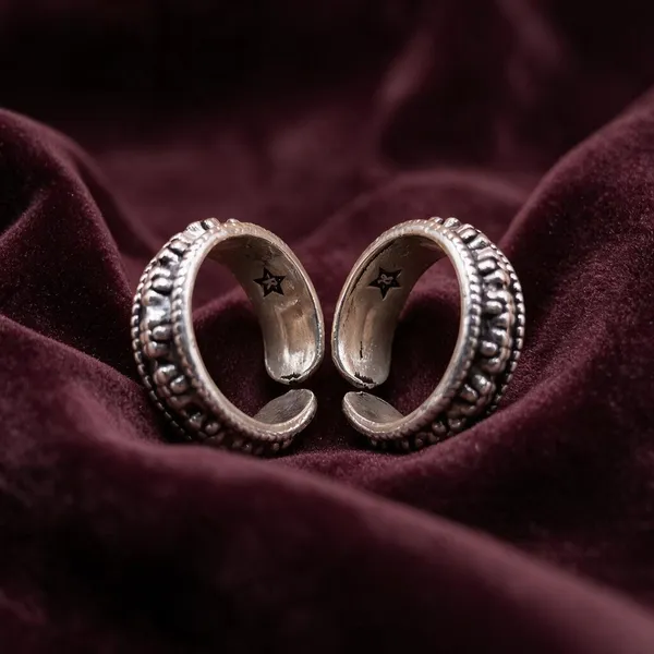 Fancy_Vedani_Women_Toe_Ring