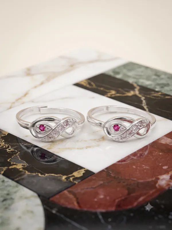 Fancy_Vedani_Women_Toe_Ring