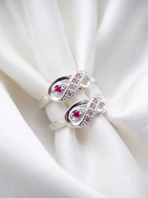 Fancy_Vedani_Women_Toe_Ring