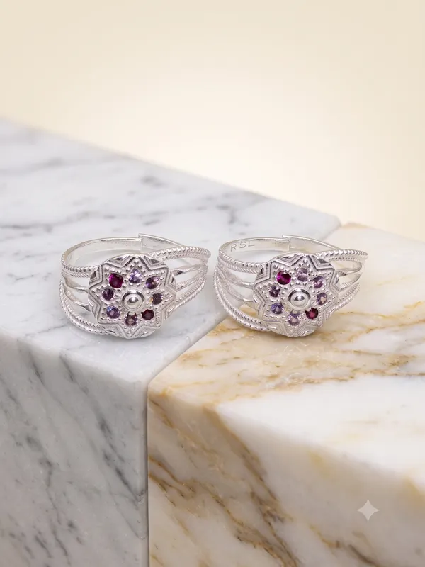 Fancy_Vedani_Women_Toe_Ring