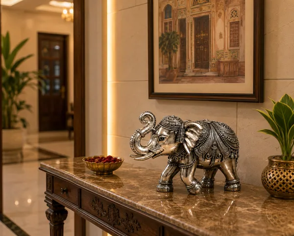Silver-Tone_Ornate_Elephant_Decorative_Figurine