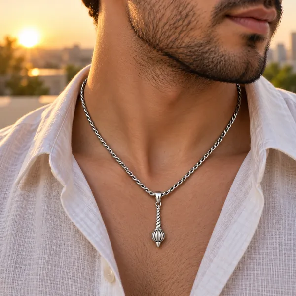 Silver_Tone_Ornate_Pendant_Charm_for_All