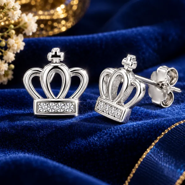 Silver_Crown_Stud_Earrings_for_Women